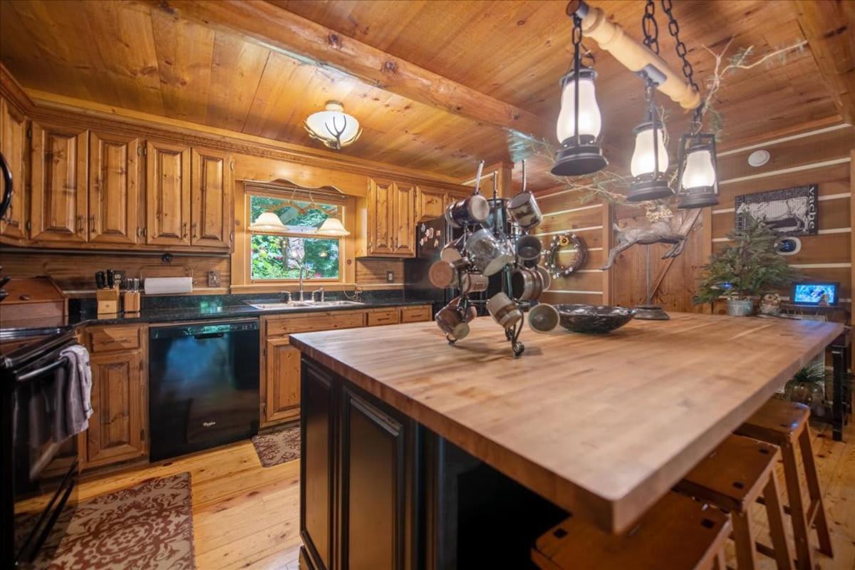 Waterfront Mountain Cabin With Hot Tub Villa Blue Ridge Eksteriør bilde
