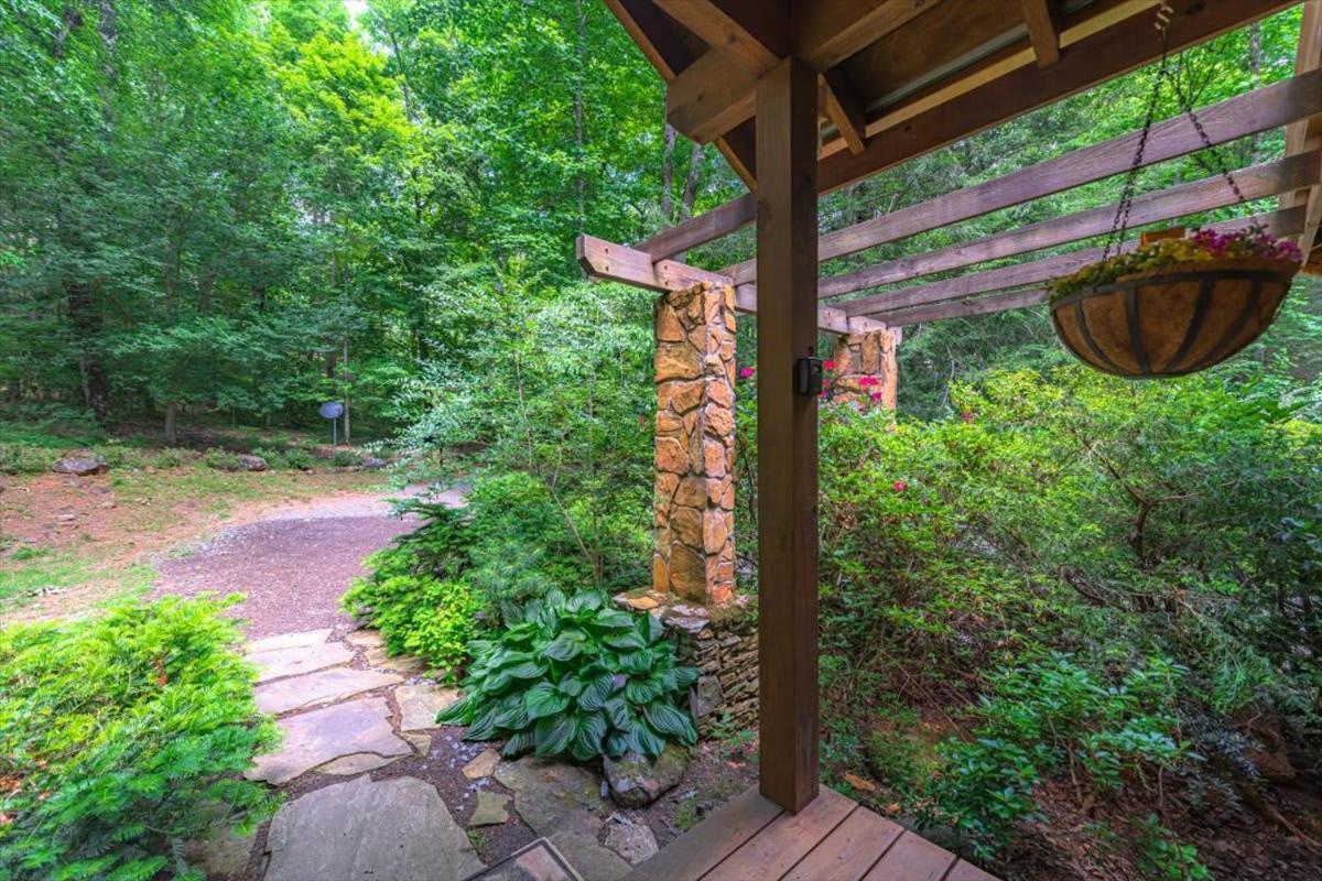 Waterfront Mountain Cabin With Hot Tub Villa Blue Ridge Eksteriør bilde