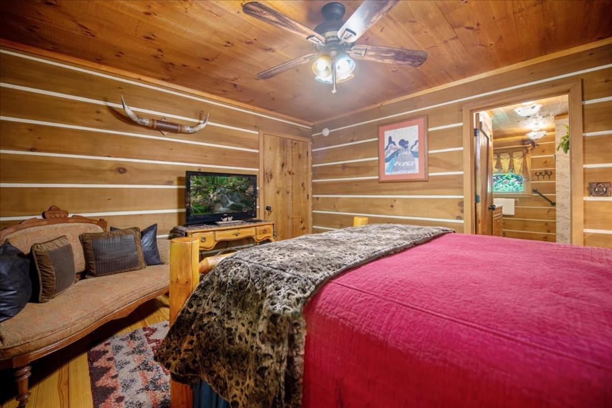 Waterfront Mountain Cabin With Hot Tub Villa Blue Ridge Eksteriør bilde